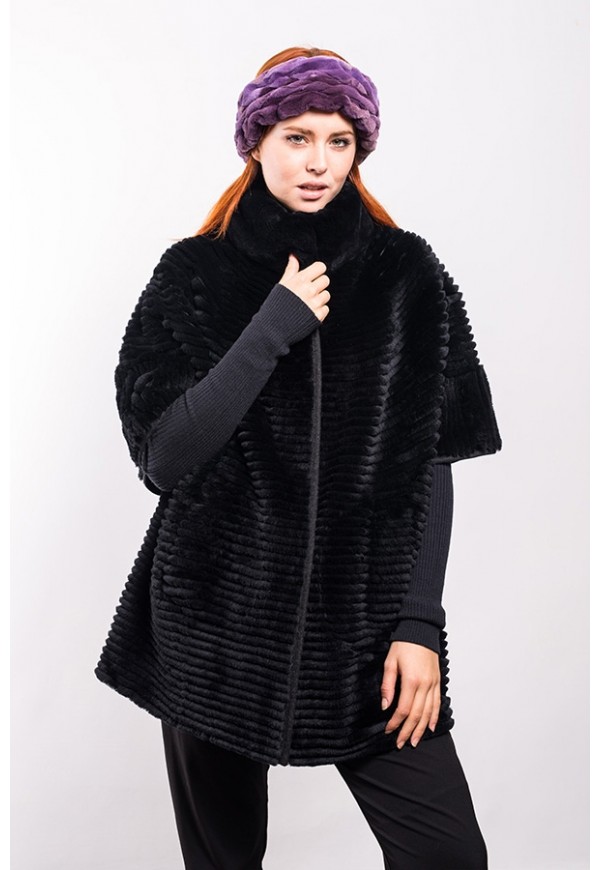 Cappotto di rex, colore black, lavorazione l'oro piano.
